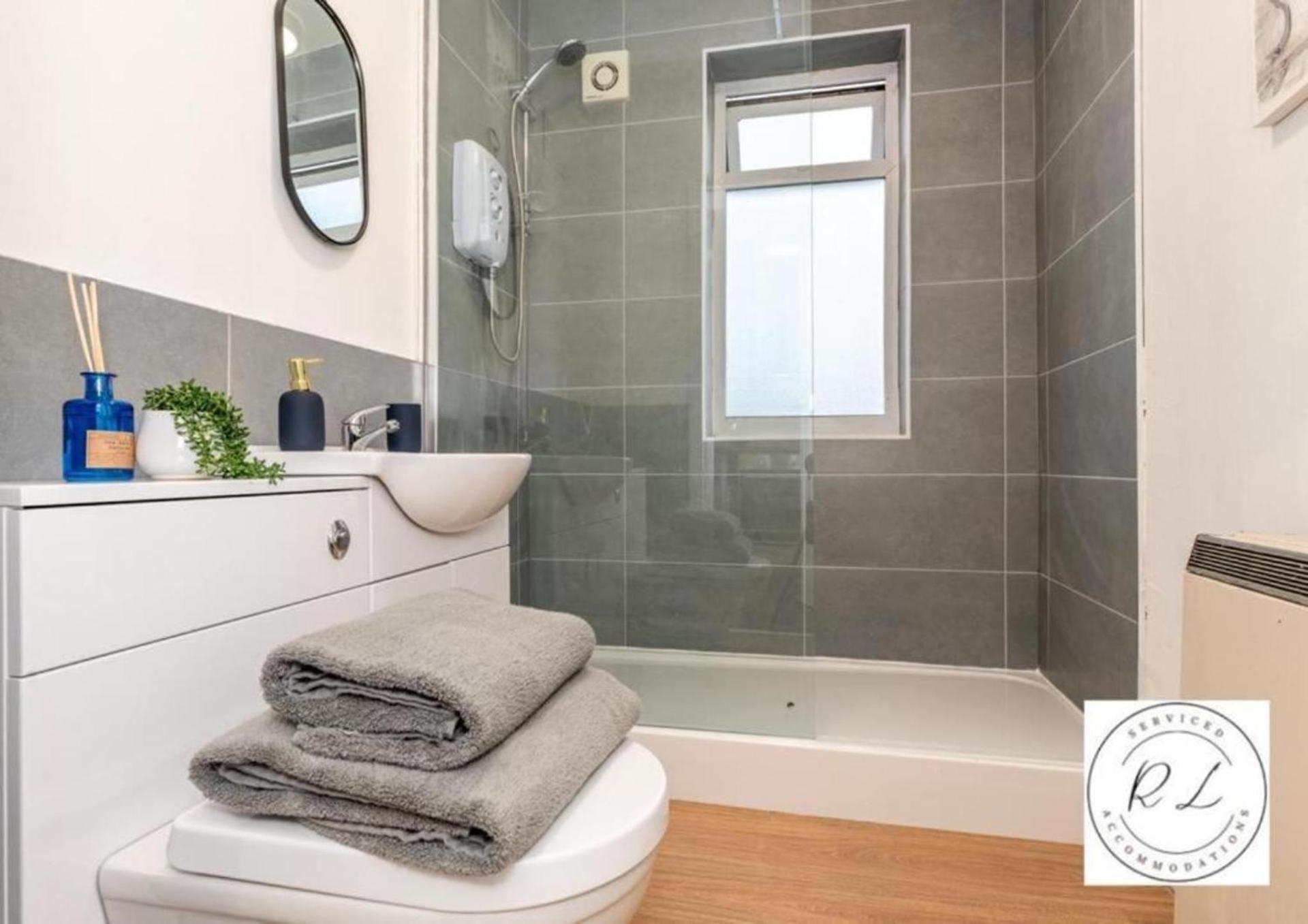 Apartment 1br-2guests-freeparking-wifi-tv *